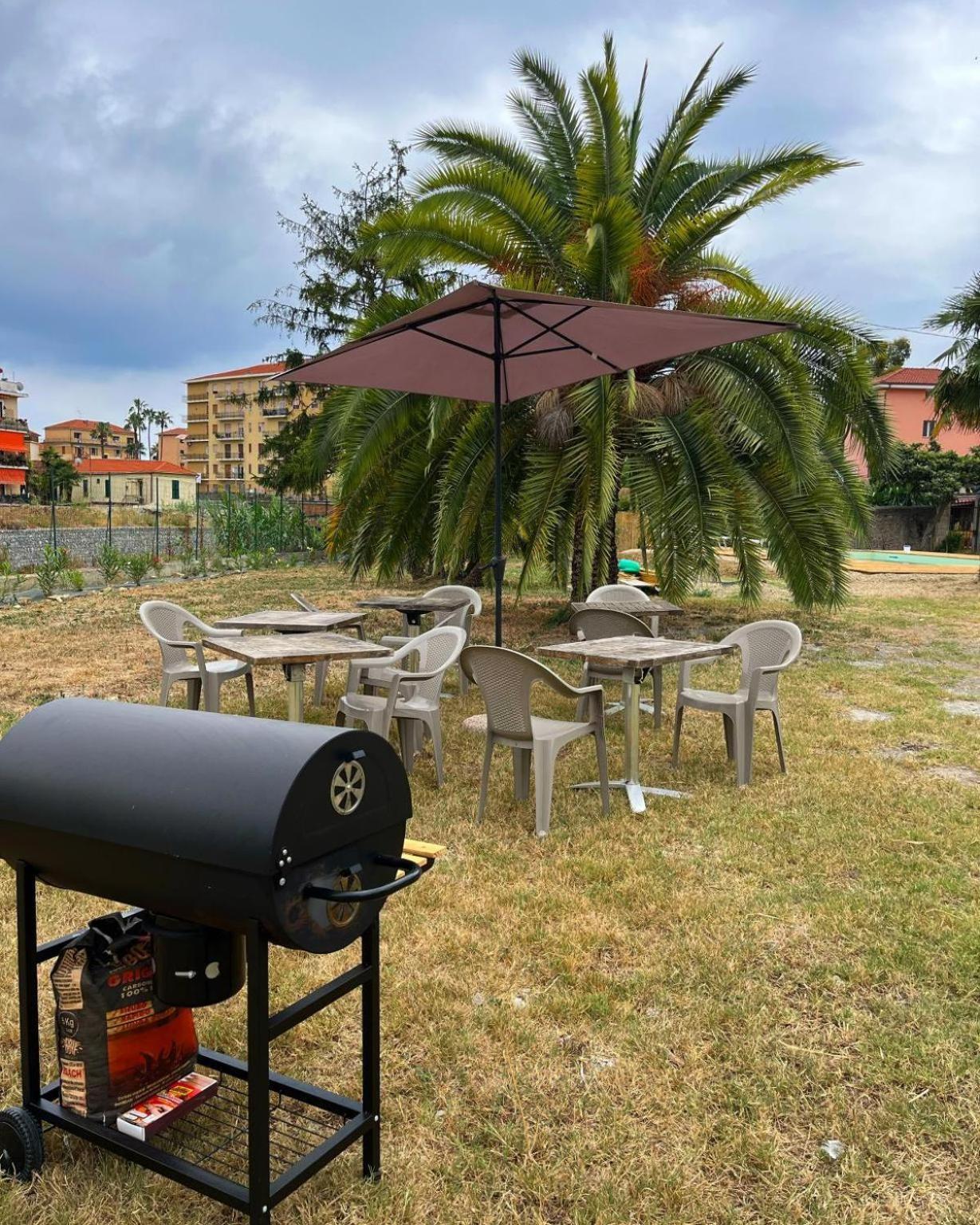 Il Gattino Di Porto - Apt 3 - Monolocale Veranda Piscina إمبيريا المظهر الخارجي الصورة